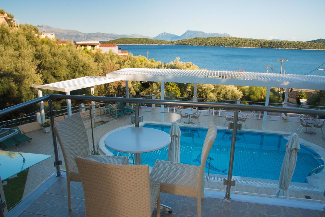 Oasis Hotel Perigiali Exteriör bild
