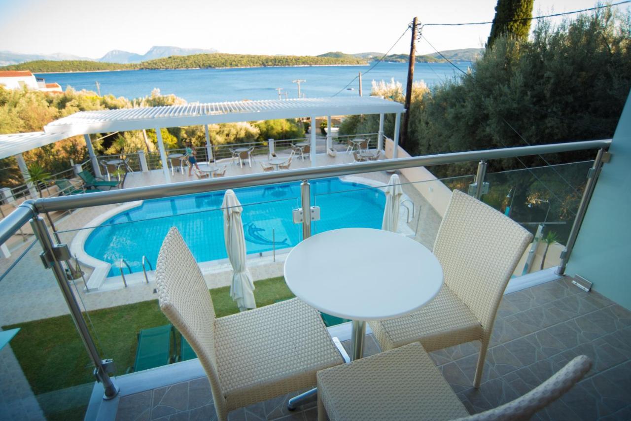 Oasis Hotel Perigiali Exteriör bild