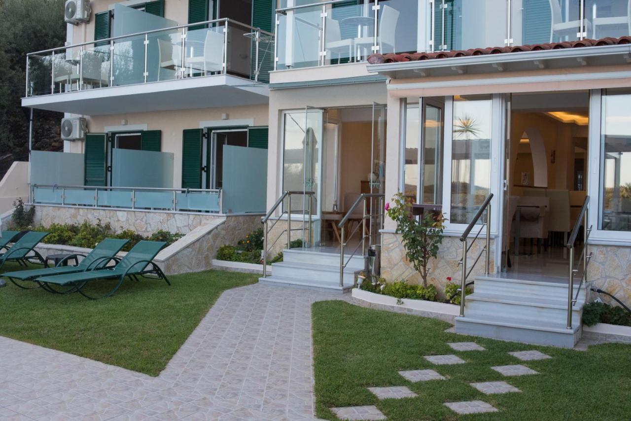 Oasis Hotel Perigiali Exteriör bild