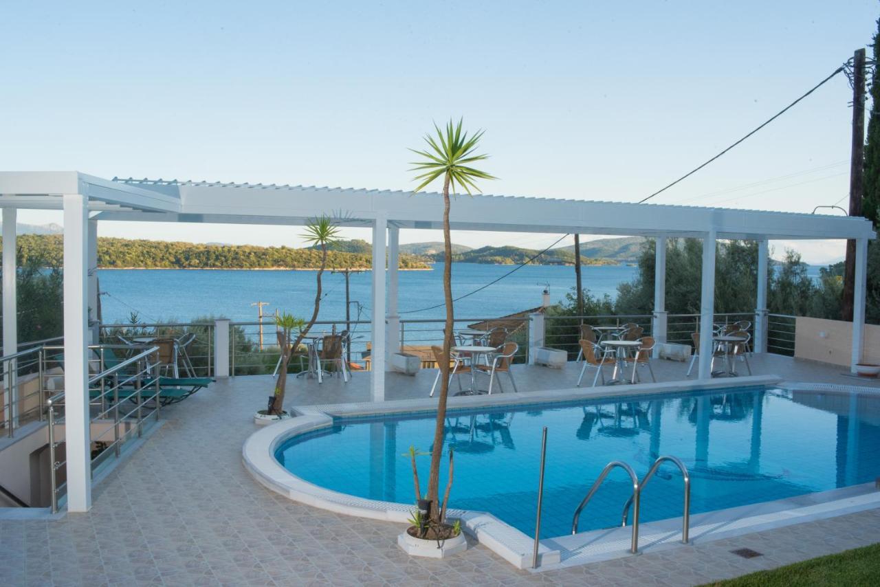 Oasis Hotel Perigiali Exteriör bild